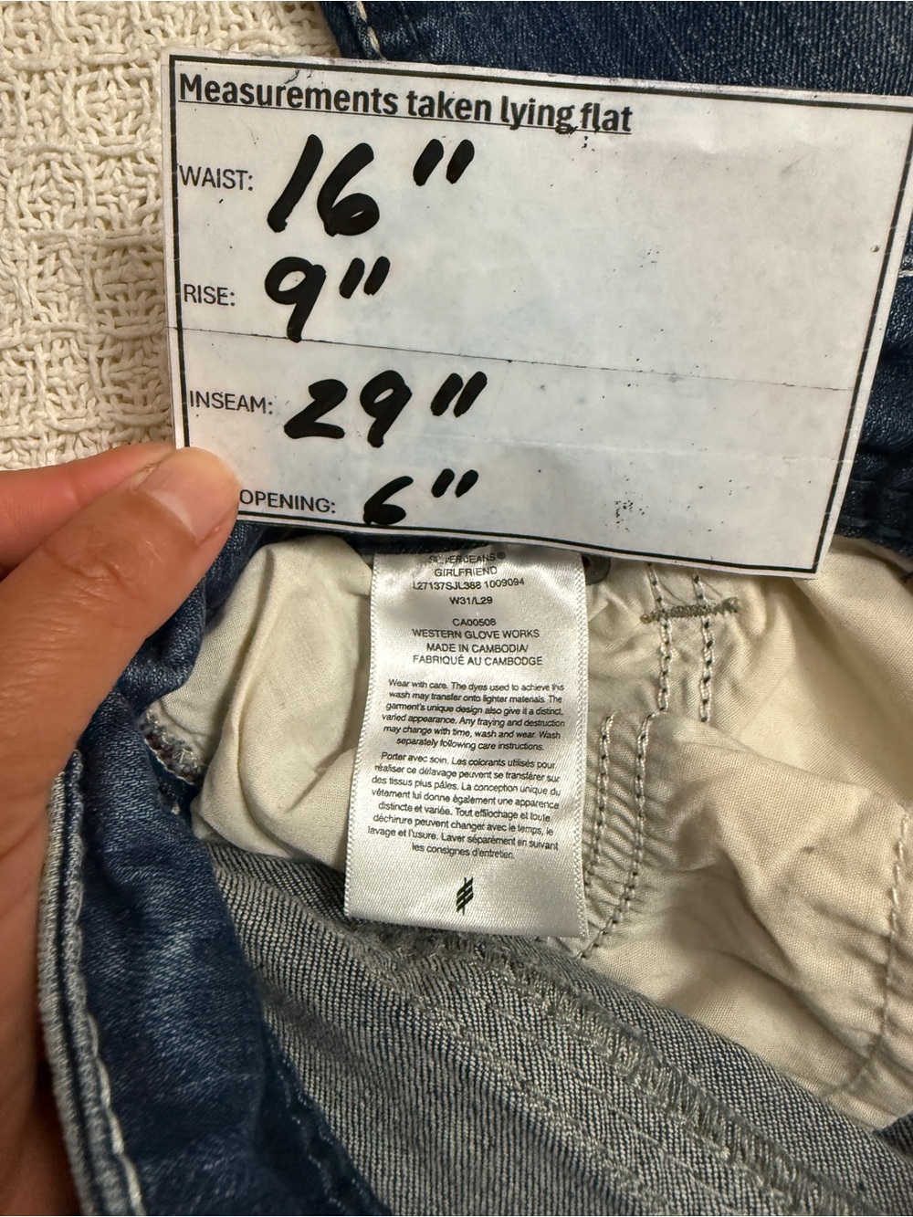 Silver Girlfriend Distressed Jeans Size 31 - Picture 8 of 9